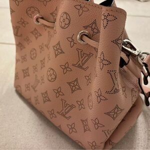 Louis Vuitton Bella Mahina Magnolia Bucket Bag M57068 – Receipt and Box Included